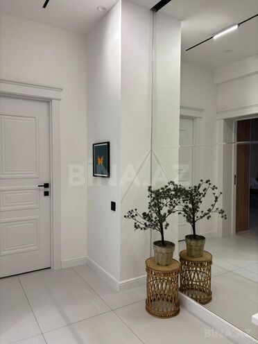 Сдаётся 3-комн. новостройка 110 м², м. Низами, photo 12 from 17