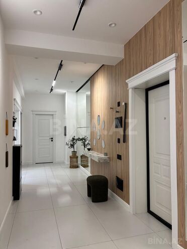 Сдаётся 3-комн. новостройка 110 м², м. Низами, photo 16 from 17