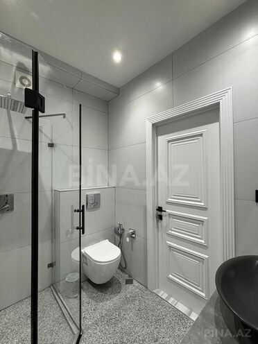 Сдаётся 3-комн. новостройка 110 м², м. Низами, photo 13 from 17