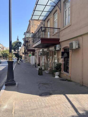 Satılır 3 otaqlı köhnə tikili 63 m², İçəri Şəhər m., photo 11 from 17