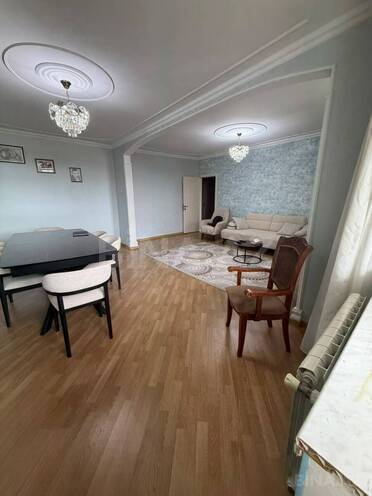 Satılır 4 otaqlı köhnə tikili 110 m², Qara Qarayev m., photo 6 from 21