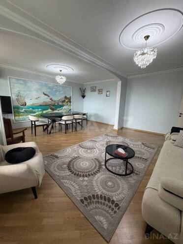 Satılır 4 otaqlı köhnə tikili 110 m², Qara Qarayev m., photo 5 from 21
