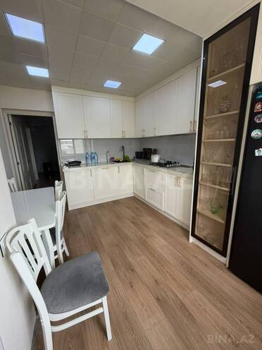 Satılır 4 otaqlı köhnə tikili 110 m², Qara Qarayev m., photo 8 from 21