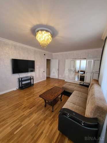 Сдаётся 3-комн. новостройка 90 м², м. Элмляр Академиясы, photo 3 from 12