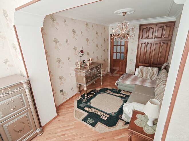 Продаётся 3-комн. вторичка 85 м², м. Кара Караев, photo 11 from 22