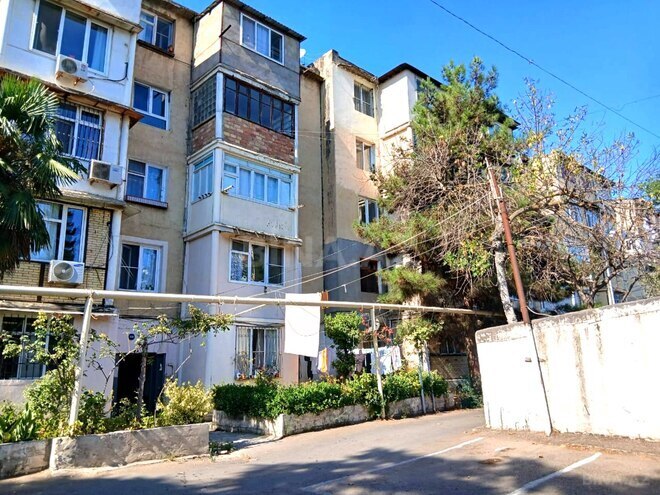 Satılır 1 otaqlı köhnə tikili 35 m², Qara Qarayev m., photo 18 from 23