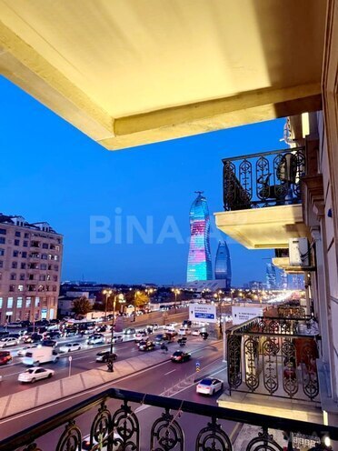 Продаётся 3-комн. вторичка 70 м², м. Улдуз, photo 5 from 10