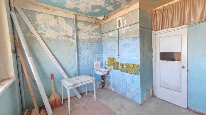 Продаётся 3-комн. вторичка 100 м², Абшеронcкий  р., photo 9 from 18