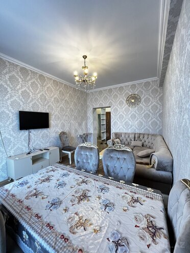 Сдаётся 2-комн. новостройка 63 м², м. 20 января, photo 1 from 11