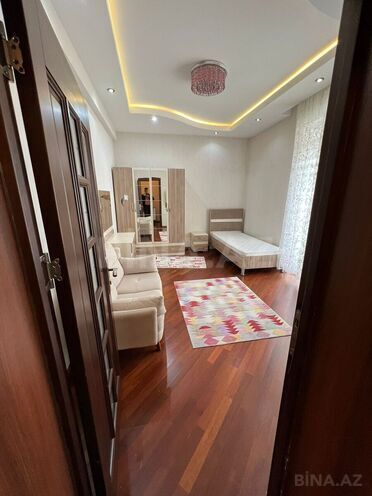 Сдаётся 3-комн. новостройка 100 м², м. Низами, photo 7 from 12
