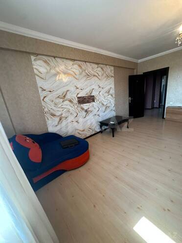 İcarəyə verilir 3 otaqlı yeni tikili 140 m², Bakmil m., photo 3 from 17