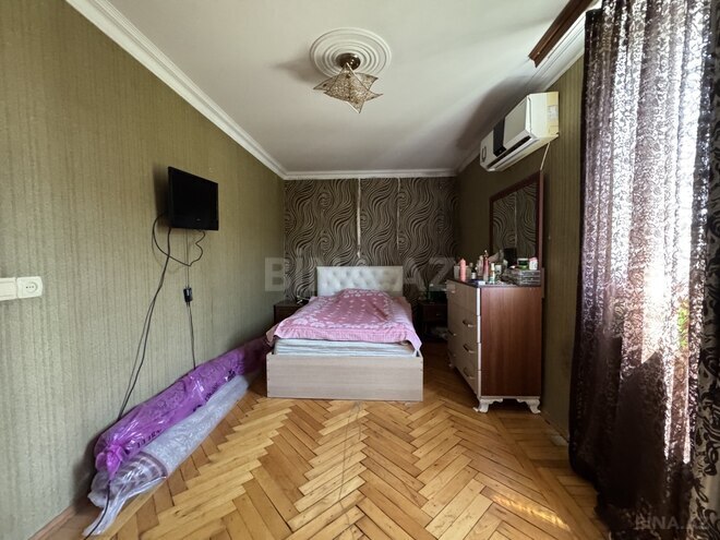Satılır 3 otaqlı köhnə tikili 45 m², İnşaatçılar m., photo 7 from 12