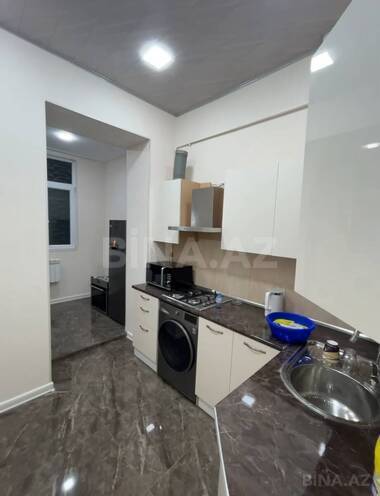 Satılır 2 otaqlı köhnə tikili 65 m², Nizami m., photo 6 from 12