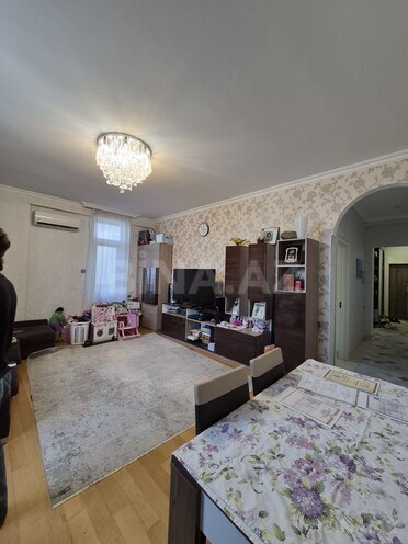 Продаётся 2-комн. новостройка 84 м², м. Иншаатчылар, photo 1 from 24