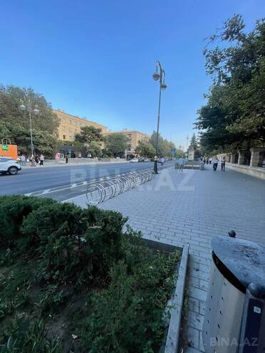 Сдаётся 2-комн. вторичка 72 м², м. Элмляр Академиясы, photo 1 from 10