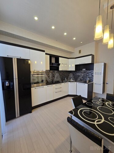 Satılır 3 otaqlı yeni tikili 130 m², 8 Noyabr m., photo 7 from 22