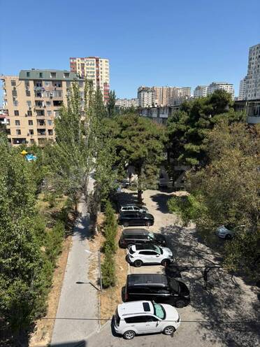 Satılır 2 otaqlı köhnə tikili 45 m², Həzi Aslanov m., photo 8 from 13