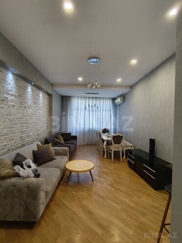 Сдаётся 3-комн. новостройка 95 м², м. Нефтчиляр, photo 3 from 9