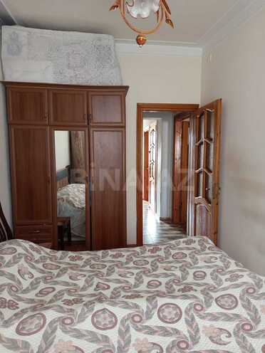 Satılır 3 otaqlı köhnə tikili 75 m², Xalqlar Dostluğu m., photo 3 from 15