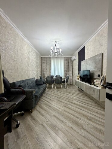 Satılır 3 otaqlı köhnə tikili 75 m², Bakıxanov q., photo 1 from 13