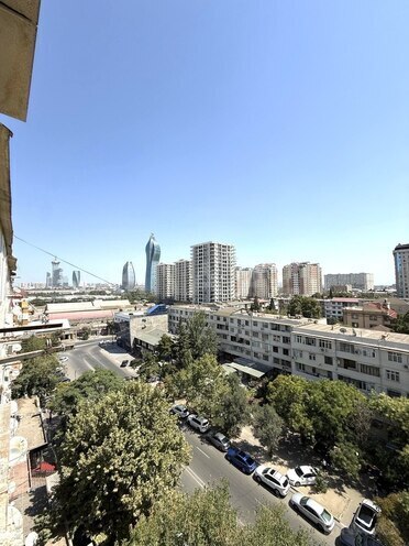 Продаётся 4-комн. вторичка 110 м², м. Нариман Нариманов, photo 13 from 15