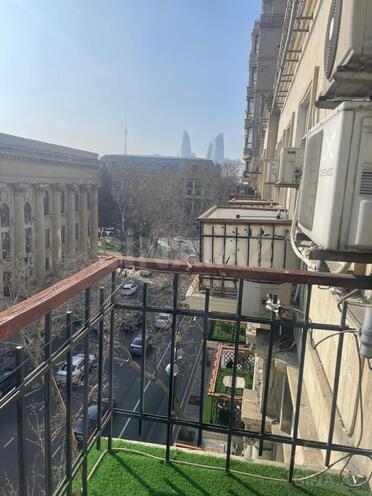 Сдаётся 3-комн. вторичка 68 м², м. Сахил, photo 11 from 15