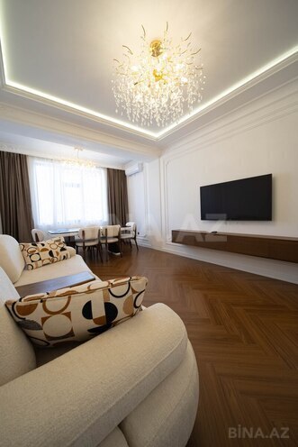 Продаётся 3-комн. новостройка 120 м², м. Гянджлик, photo 3 from 22