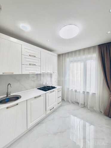 Продаётся 2-комн. вторичка 70 м², м. Низами, photo 11 from 13