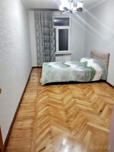 Satılır 2 otaqlı köhnə tikili 55 m², İnşaatçılar m., photo 5 from 11