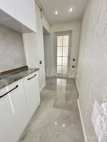 Продаётся 3-комн. вторичка 65 м², м. Ази Асланов, photo 13 from 20