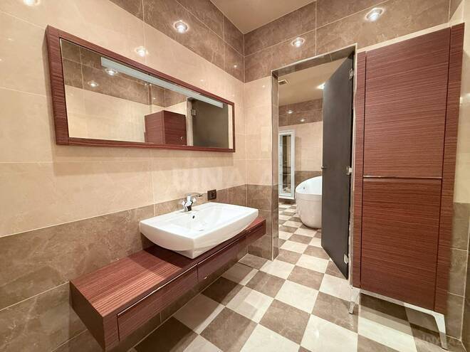 Сдаётся 4-комн. новостройка 280 м², м. 28 мая, photo 26 from 30