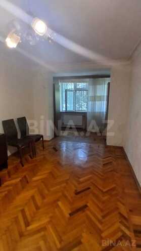 Satılır 3 otaqlı köhnə tikili 62 m², Elmlər Akademiyası m., photo 3 from 12
