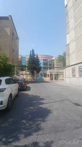 Satılır 3 otaqlı köhnə tikili 62 m², Elmlər Akademiyası m., photo 1 from 12