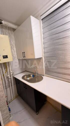 Satılır 2 otaqlı köhnə tikili 45 m², İnşaatçılar m., photo 13 from 19