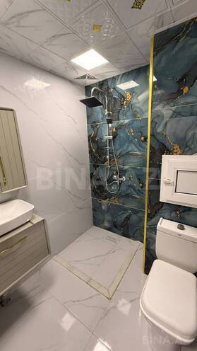 Satılır 2 otaqlı köhnə tikili 45 m², İnşaatçılar m., photo 17 from 19