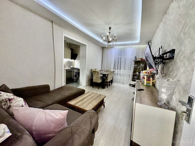 Продаётся 3-комн. вторичка 65 м², м. Ахмедлы, photo 1 from 15