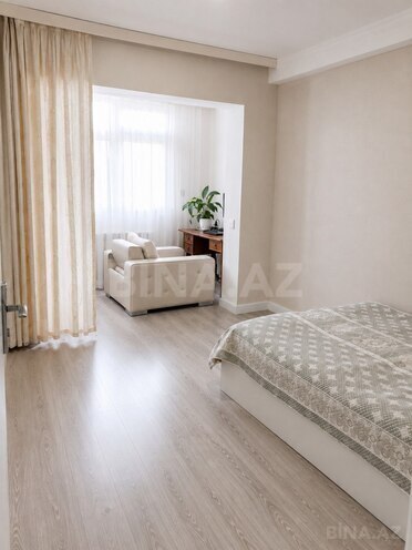 Продаётся 3-комн. вторичка 70 м², Хатаинский р., photo 7 from 10