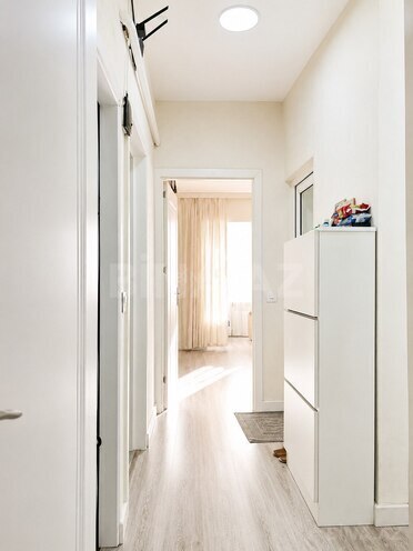 Продаётся 3-комн. вторичка 70 м², Хатаинский р., photo 5 from 10