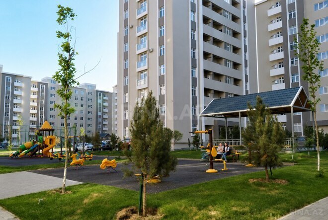 Satılır 3 otaqlı köhnə tikili 65 m², Yasamal r., photo 1 from 13