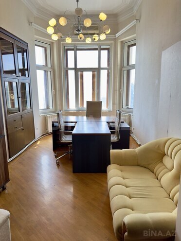 Сдаётся 4-комн. офис 150 м², м. Сахил, photo 9 from 21