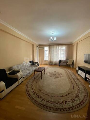 Сдаётся 3-комн. новостройка 130 м², м. Низами, photo 1 from 27