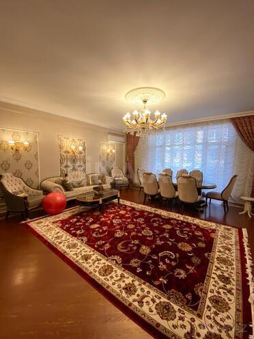 Satılır 4 otaqlı yeni tikili 210 m², Nəsimi r., photo 1 from 18