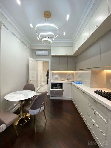 Сдаётся 3-комн. новостройка 120 м², м. Низами, photo 18 from 30