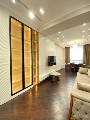 Сдаётся 3-комн. новостройка 120 м², м. Низами, photo 19 from 30