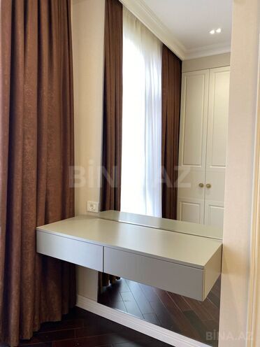 Сдаётся 3-комн. новостройка 120 м², м. Низами, photo 16 from 30