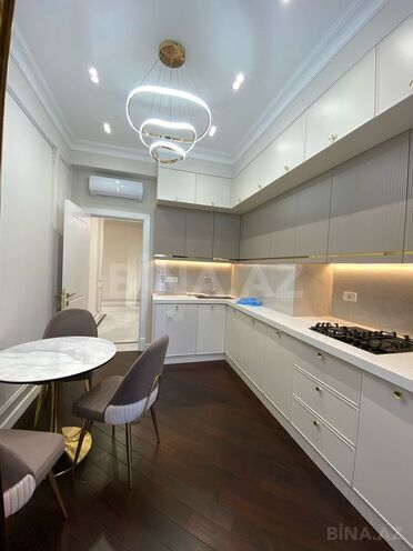 Сдаётся 3-комн. новостройка 120 м², м. Низами, photo 21 from 30