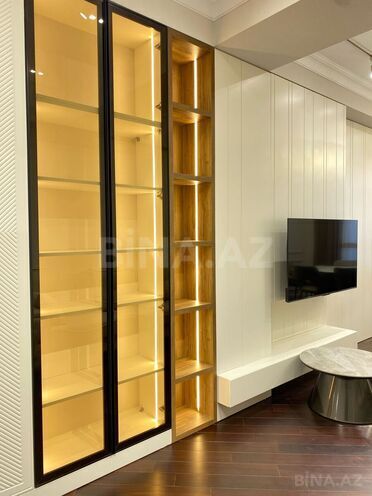 Сдаётся 3-комн. новостройка 120 м², м. Низами, photo 27 from 30