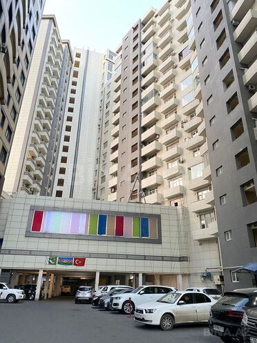 Сдаётся 3-комн. новостройка 120 м², м. Низами, photo 4 from 30