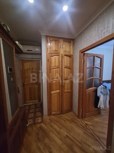 Продаётся 3-комн. вторичка 85 м², м. Нефтчиляр, photo 11 from 12