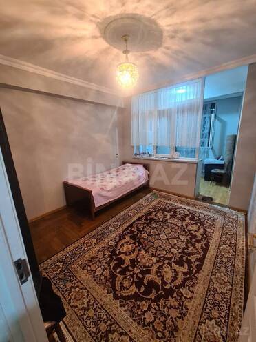 Продаётся 2-комн. вторичка 38 м², м. Ази Асланов, photo 3 from 11